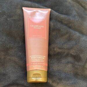 Bath & body works champagne toast body cream